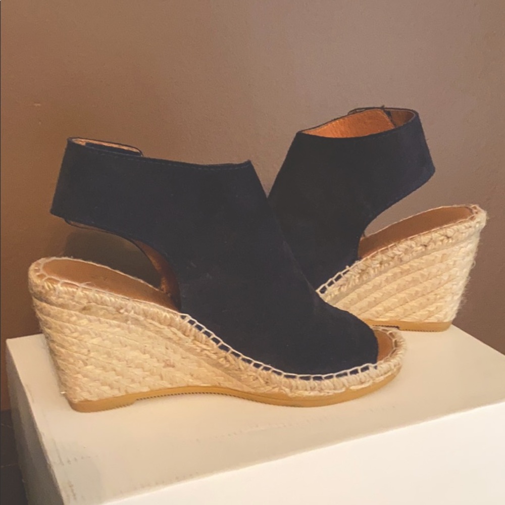 275 Central Navy Suede Wedge Shoes